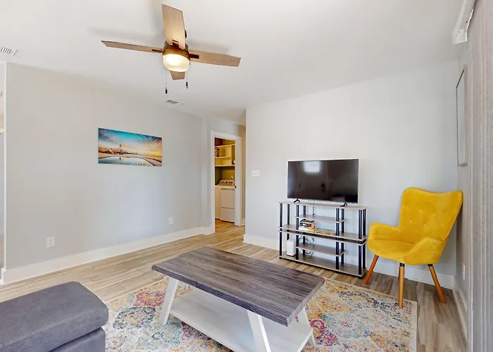 Holiday home Downtown Duplex W/ Fire Pit: 1 Mi To Waterfront